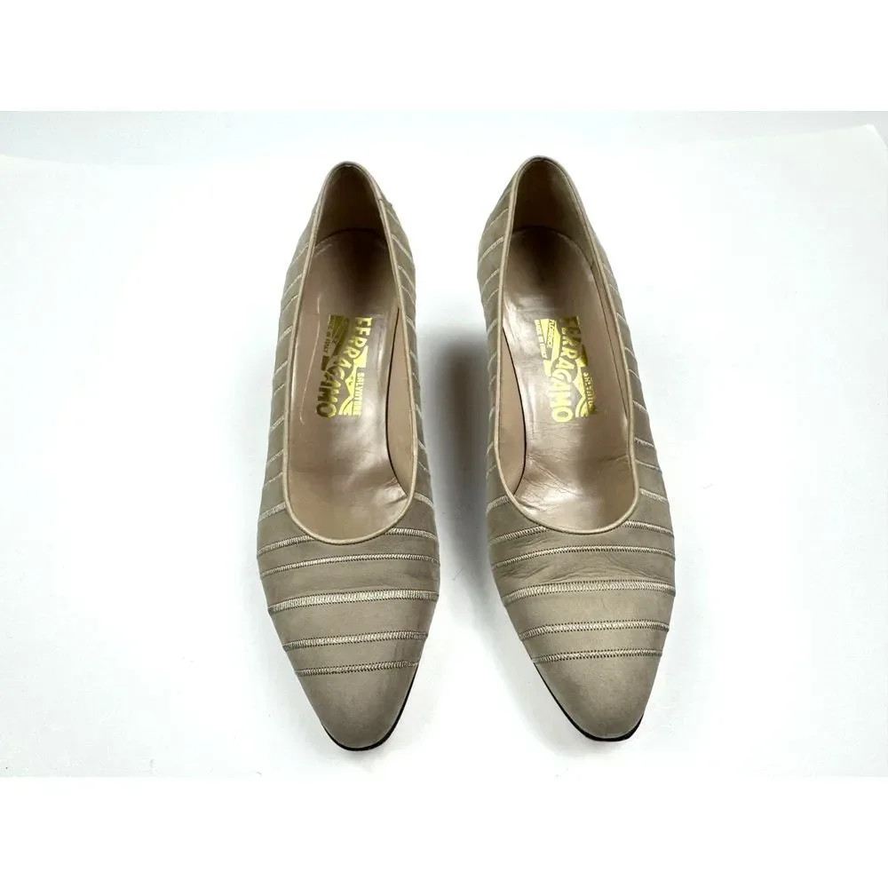 Salvatore Ferragamo Suede Pumps Women 9.5 B‎ Gray Heels Almond Toe